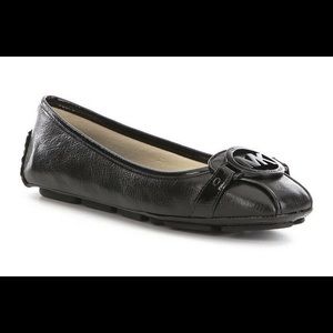 NIB Michael Kors Fulton Leather Flats, Black